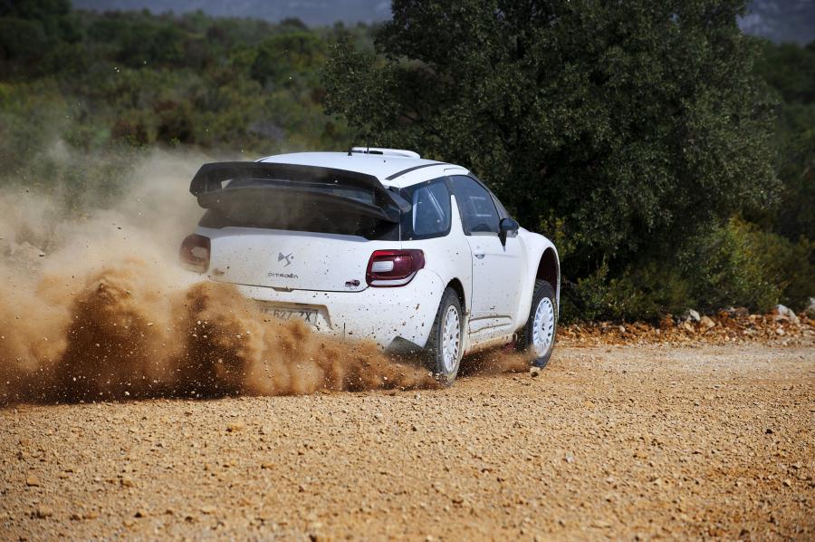  Citroen DS3 WRC 2011 года  (фото 27 из 54)